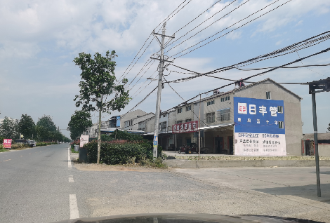 汉源如何能保证墙体广告的醒目性？